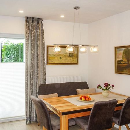 Beautiful Apartment In Dillenburg With Kitchen Eksteriør bilde