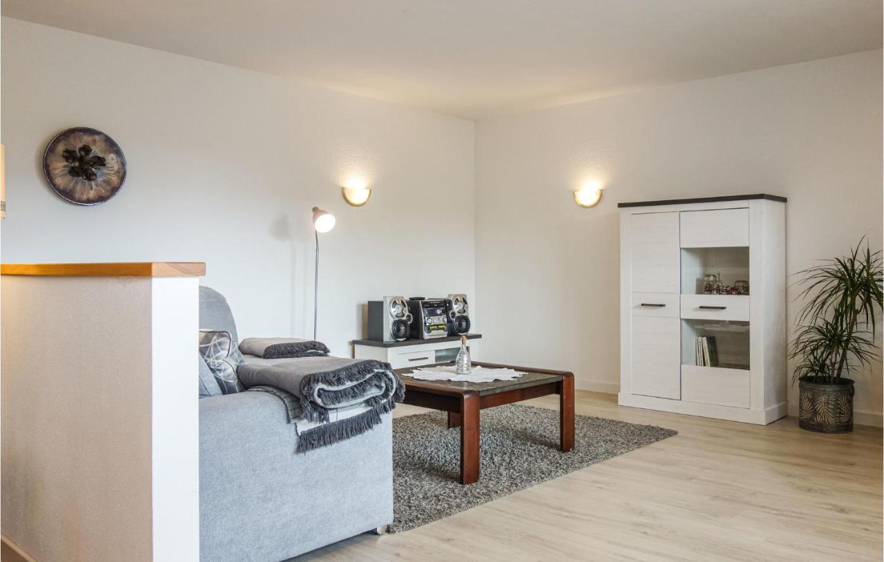 Beautiful Apartment In Dillenburg With Kitchen Eksteriør bilde